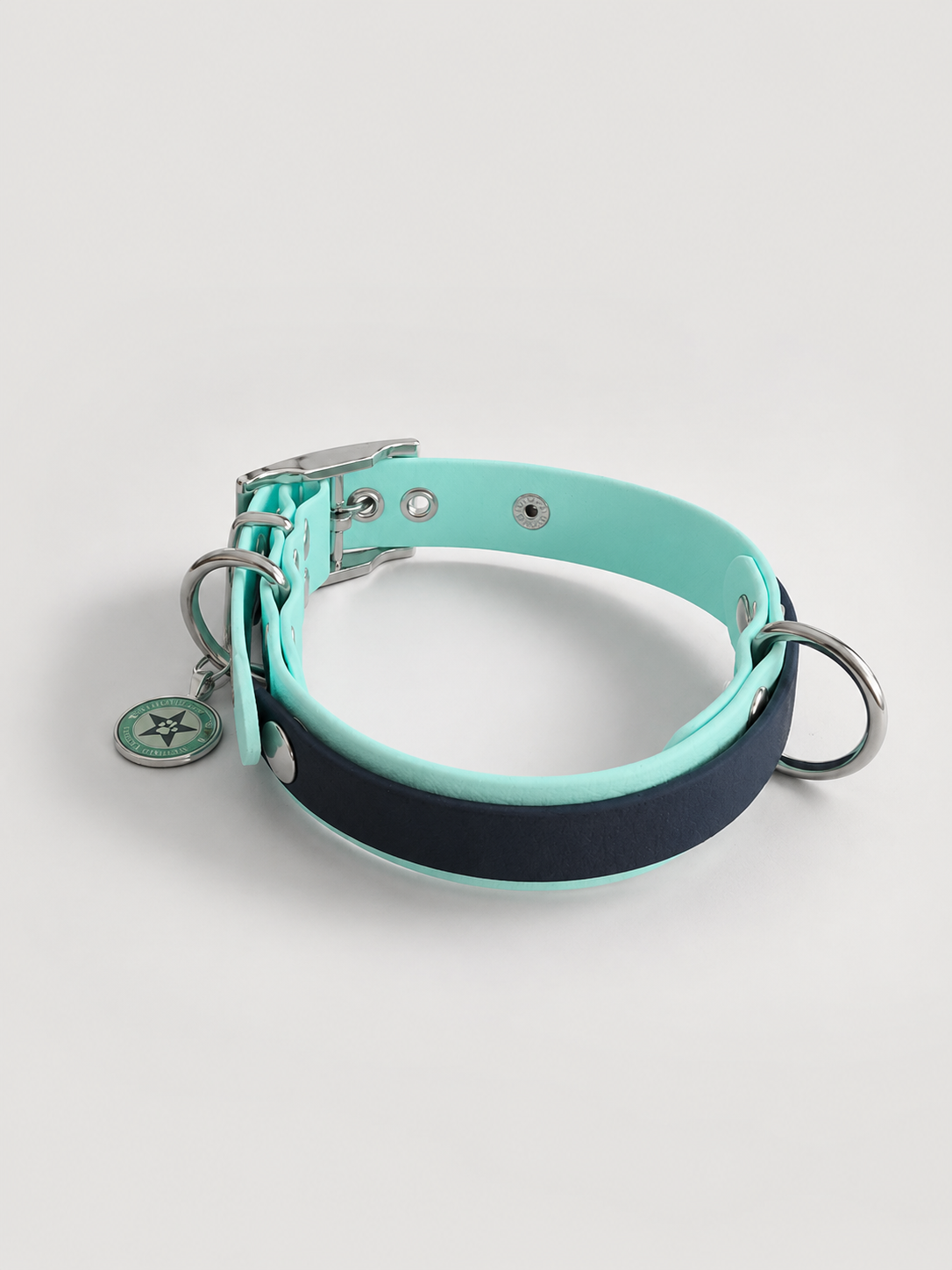 Collier modulable pour chien en TPU bleu pastel avec bande amovible colorée bleu nuit