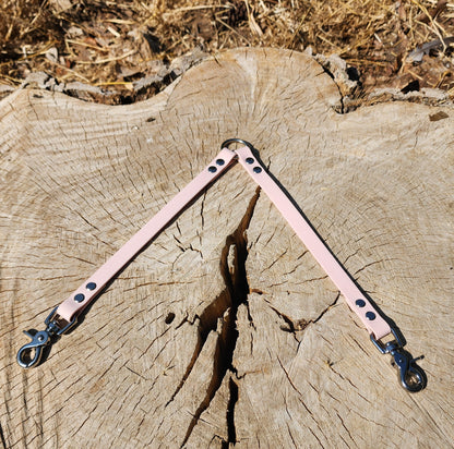 COUPLEUR DE LAISSE BABY PINK