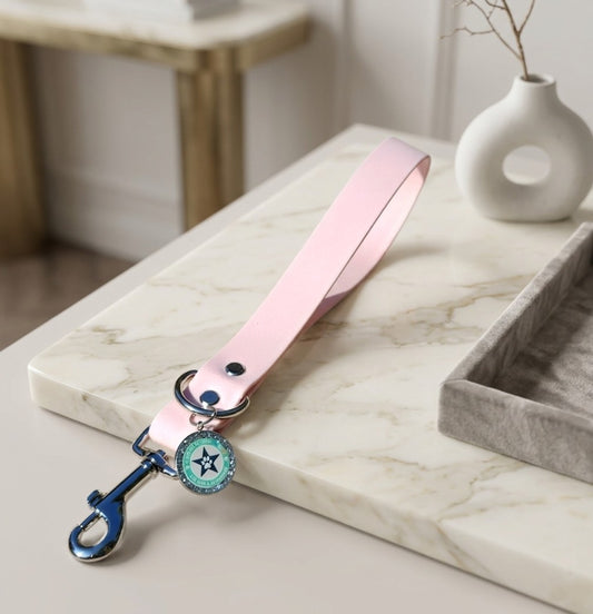 poignée pour chien rose baby pink 25mm waterproof fait main à Marseille — L'Atelier du Chien Français